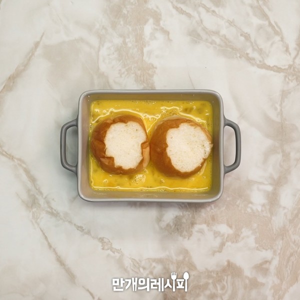 香肠面包的做法步骤：2