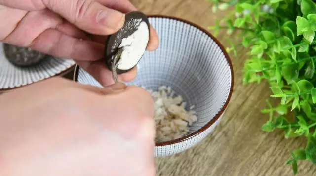 自制提拉米苏的做法步骤:2