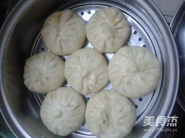 鲜肉豆角包子的做法步骤:10
