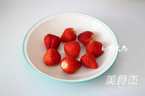 草莓大福的做法步骤:2