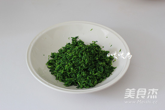 荠菜鲜肉馄饨的做法步骤:4