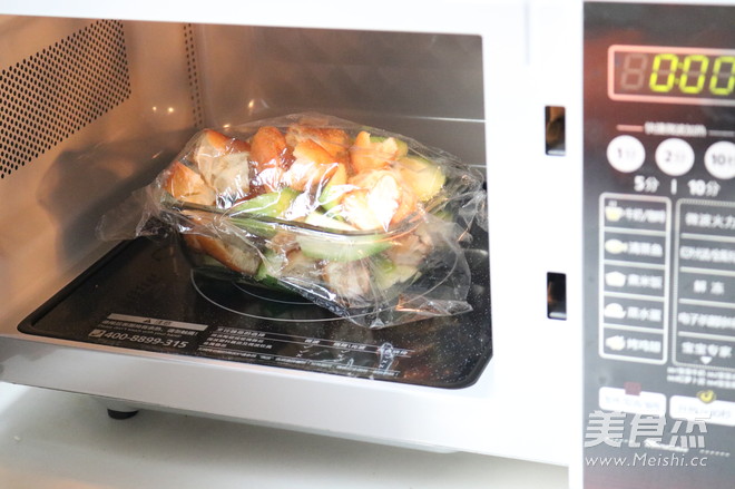 丝瓜烧油条的做法步骤：6