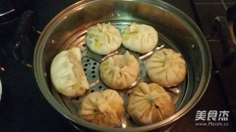 猪肉酸菜包子、蒸饺的做法步骤:10