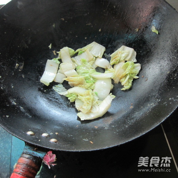 白菜炒蛋的做法步骤:8