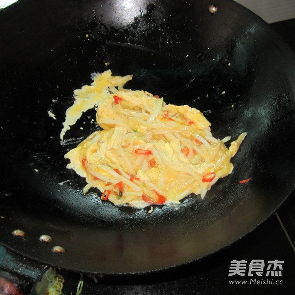白菜丝煎蛋的做法步骤：9