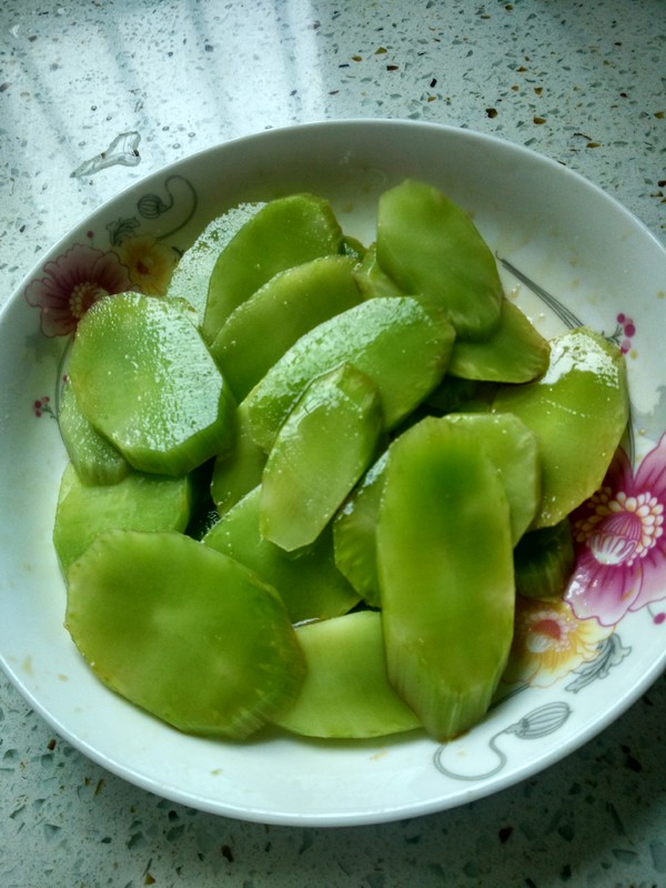 腊肠煲仔饭的做法步骤:7