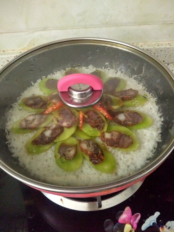 腊肠煲仔饭的做法步骤:10