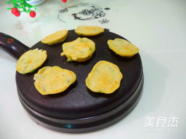 葱香鸡蛋饼的做法步骤:13