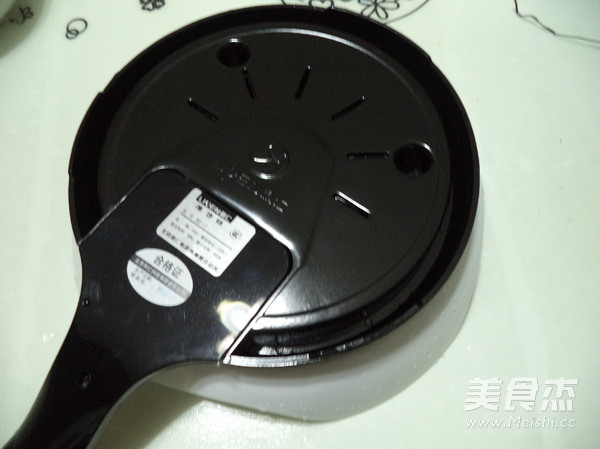 葱香鸡蛋饼的做法步骤:3