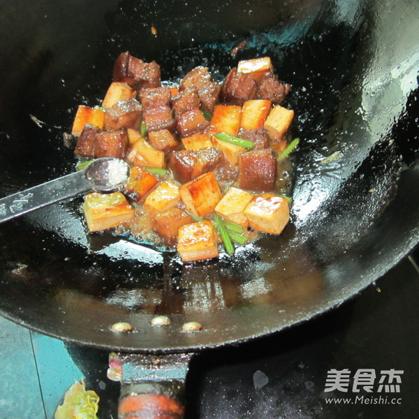 东坡肉烧豆腐的做法步骤：8