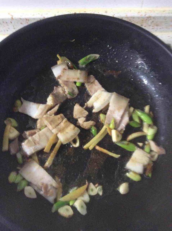 白菜片炒木耳的做法步骤：7