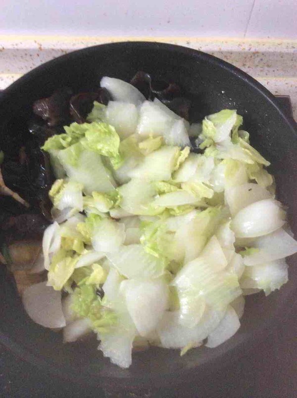 白菜片炒木耳的做法步骤：9