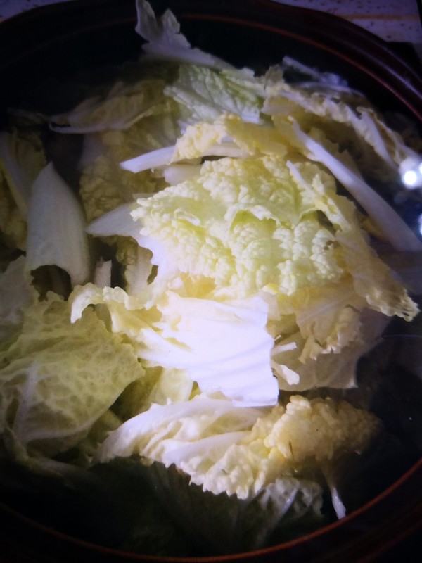 砂锅鸡胸骨炖白菜的做法步骤：4