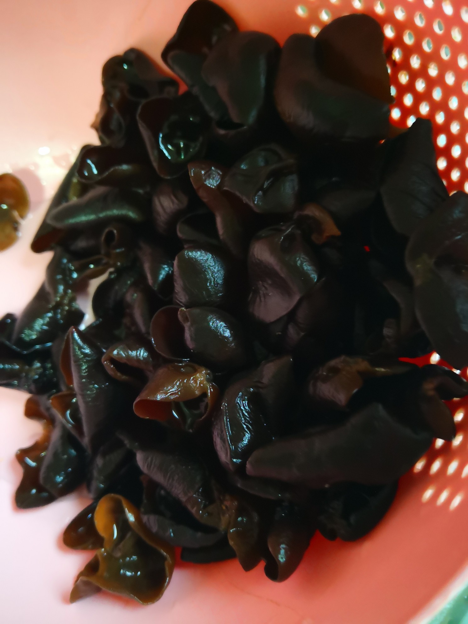 豆豉炒白菜片木耳的做法步骤：2