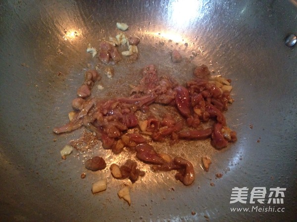 豇豆炒肉的做法步骤：4