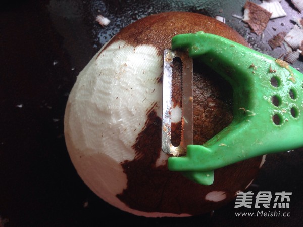 广东椰子鸡汤的做法步骤:4