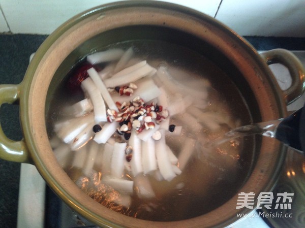 广东椰子鸡汤的做法步骤:11