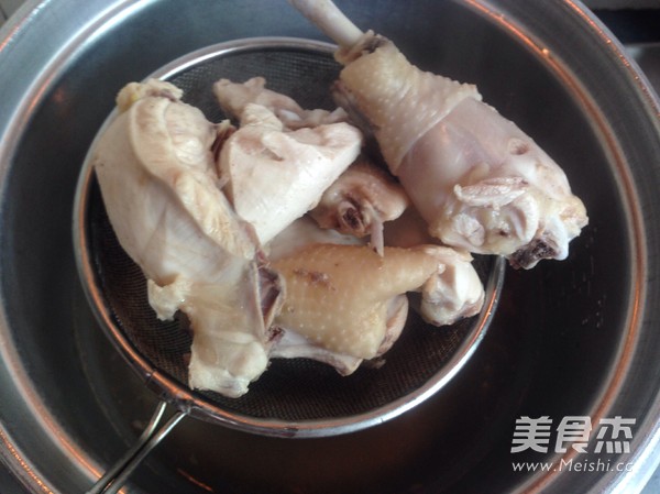 广东椰子鸡汤的做法步骤:8