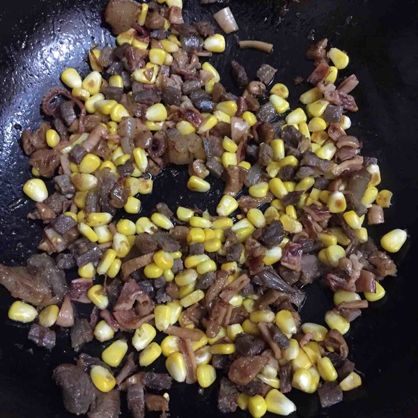 板栗玉米炒饭的做法步骤:10