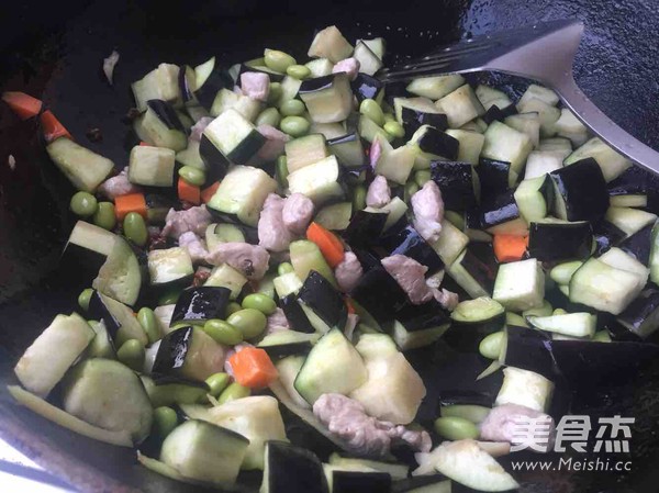 毛豆茄丁的做法步骤:5