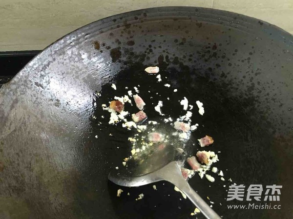 黄金培根蛋炒饭的做法步骤:4
