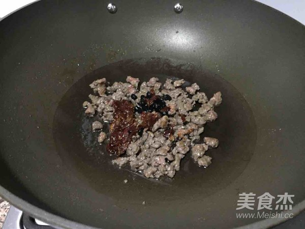 牛肉粒绢豆腐的做法步骤：7