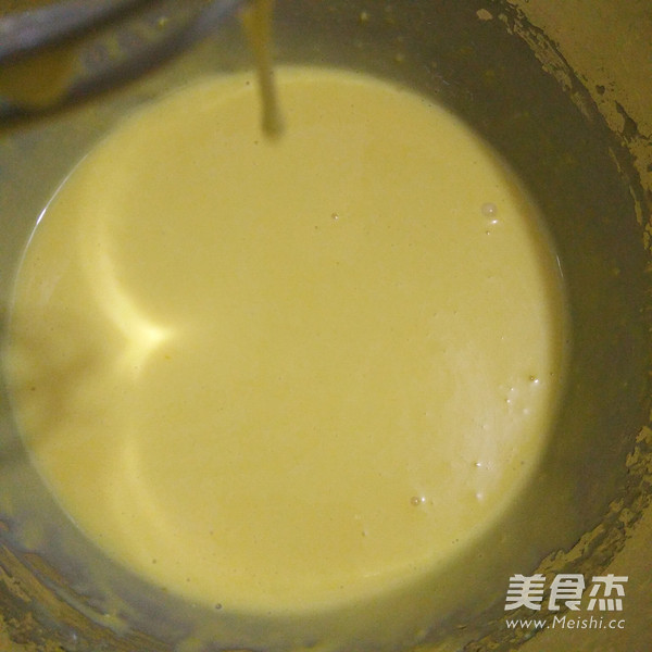 原味奶油蛋糕卷的做法步骤:3