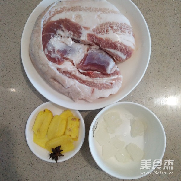 红烧五花肉的做法步骤：1