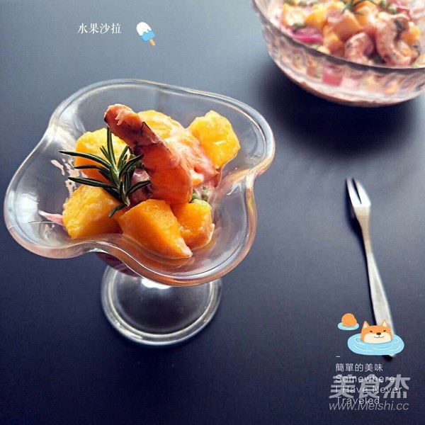 芒果鲜虾沙拉的做法步骤：1