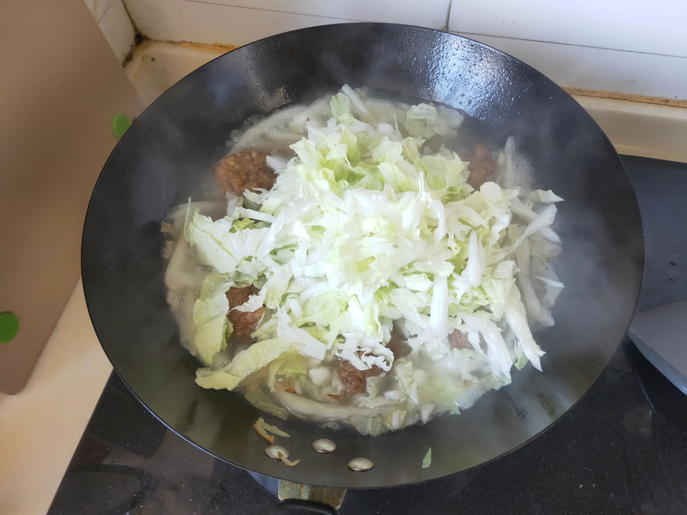 白菜丸子汤的做法步骤：10