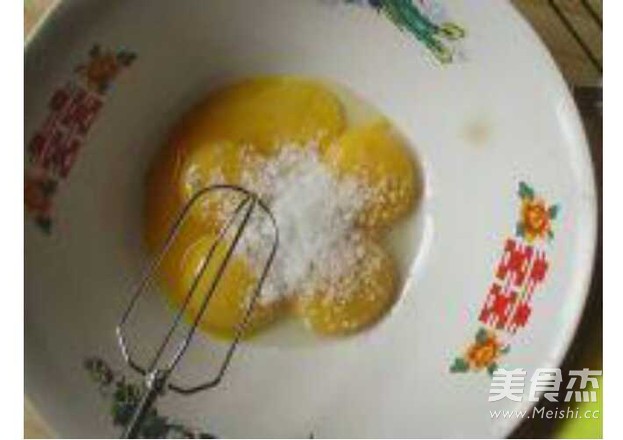 戚风蛋糕的做法步骤:17