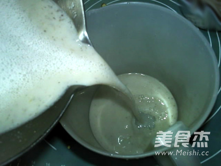 燕麦黑黄豆浆的做法步骤:13