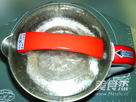 山药黑黄豆浆的做法步骤:10