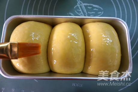 芒果小吐司的做法步骤:10