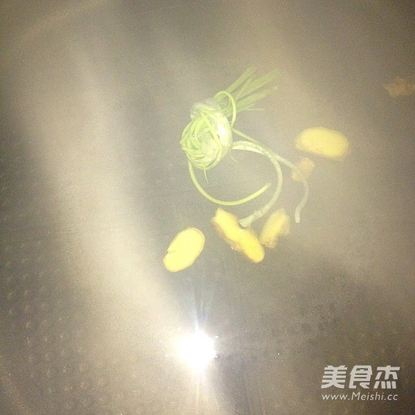 白灼虾的做法步骤:4