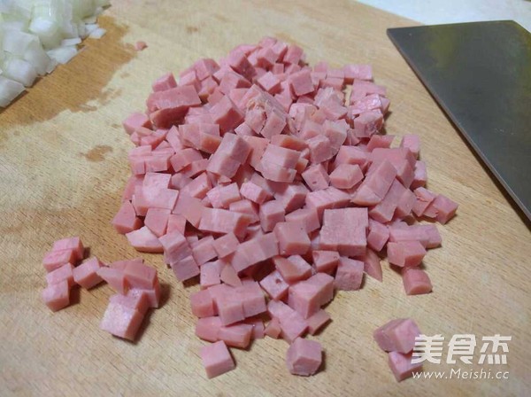 火腿蛋炒饭的做法步骤：4