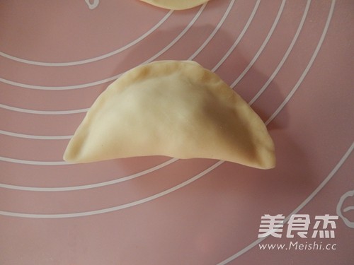 钟水饺的做法步骤:7