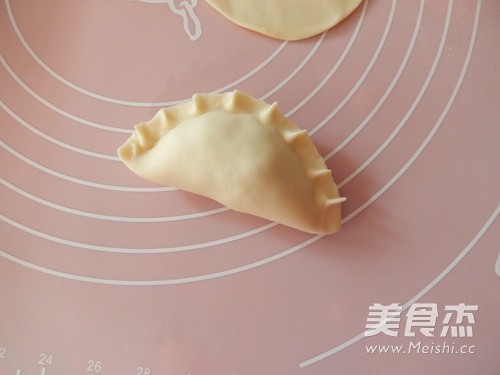 钟水饺的做法步骤:8