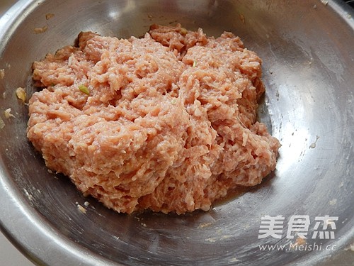 豆角肉末包子的做法步骤:7