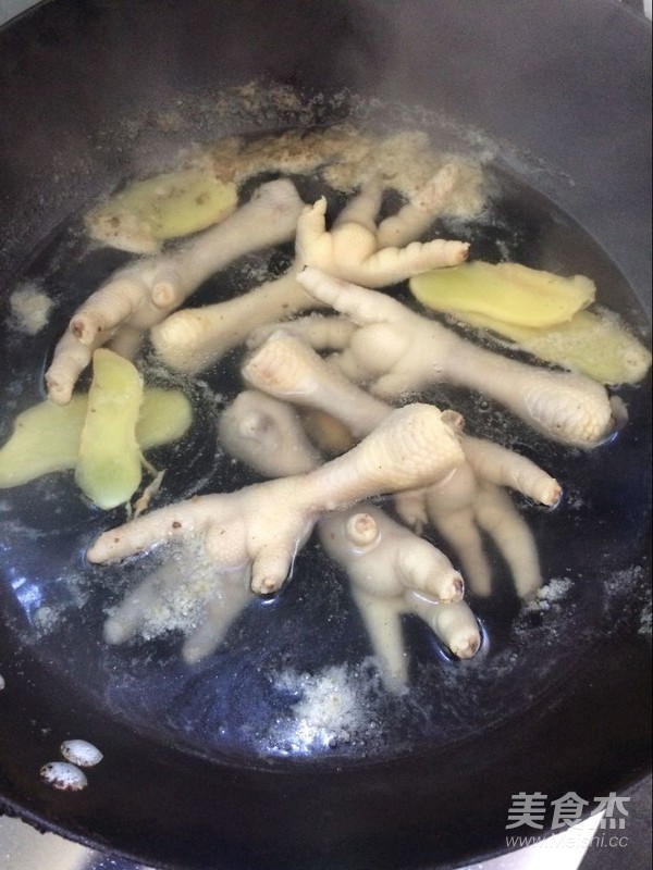 韩式辣鸡爪的做法步骤:6