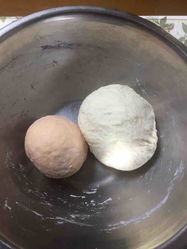 芝麻豆沙馅包子的做法步骤:7