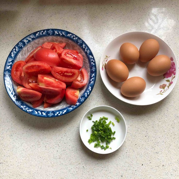 西红柿鸡蛋汤的做法步骤：1