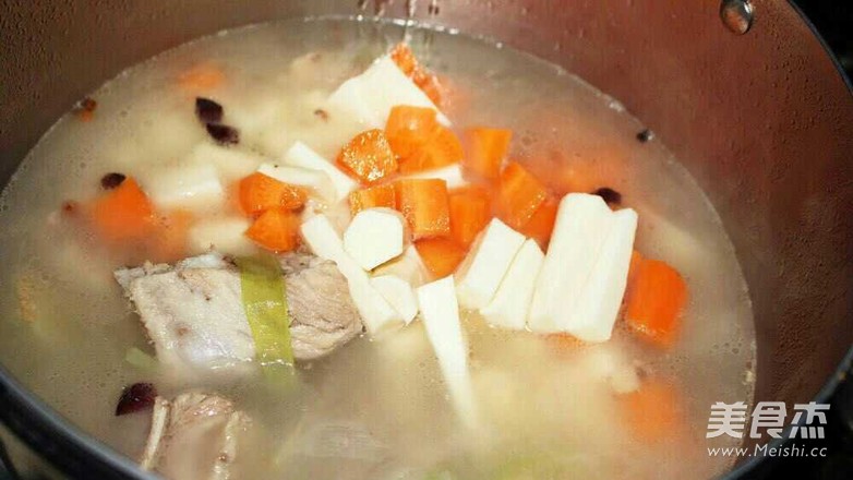 山药排骨汤的做法步骤:6
