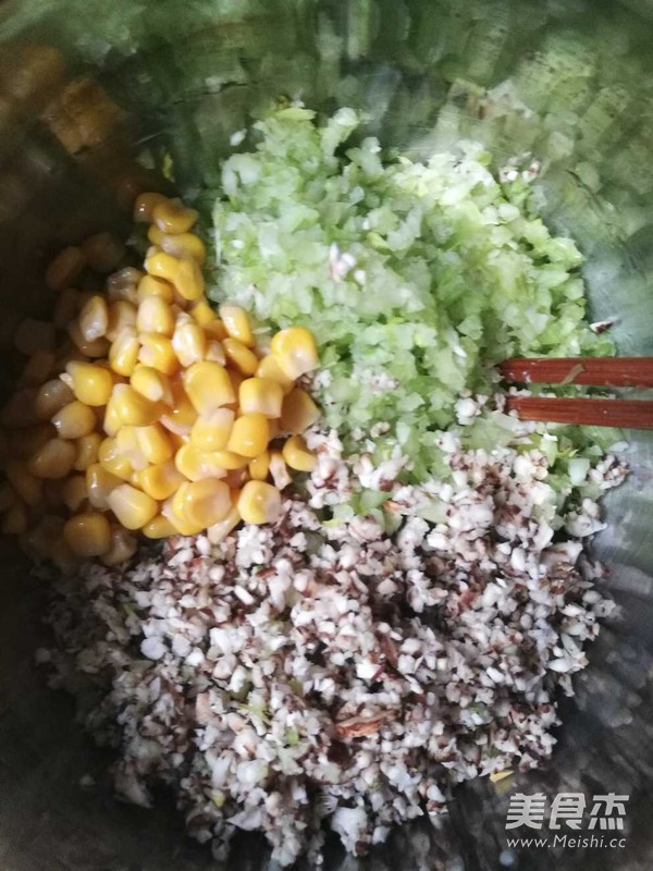 芹菜猪肉馅饺子的做法步骤:9