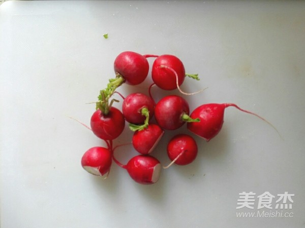 清爽樱桃萝卜的做法步骤：1