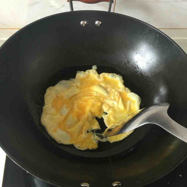 什锦蛋炒饭的做法步骤：4