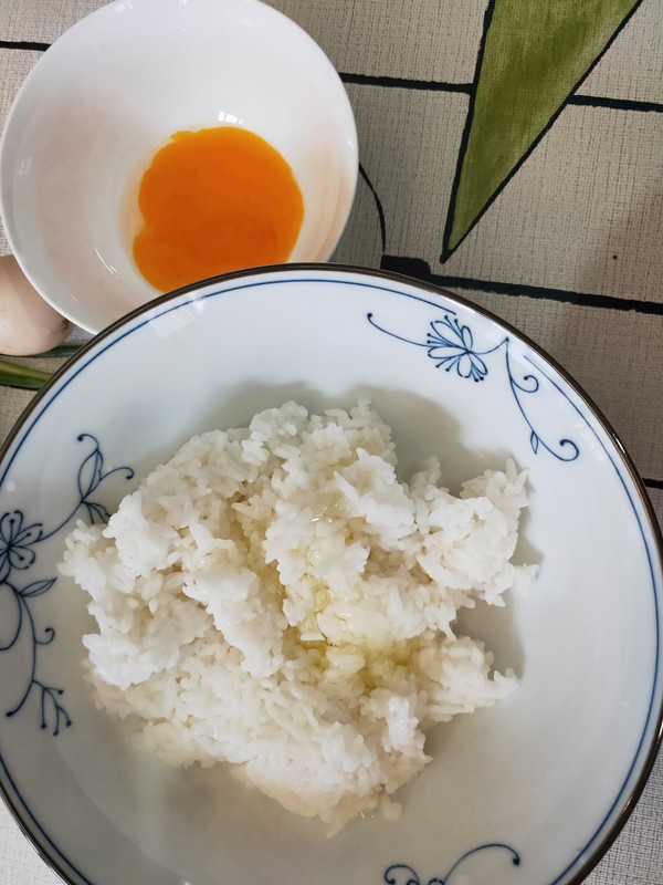 土鸡蛋的无限可能-金珠蛋炒饭的做法步骤:2
