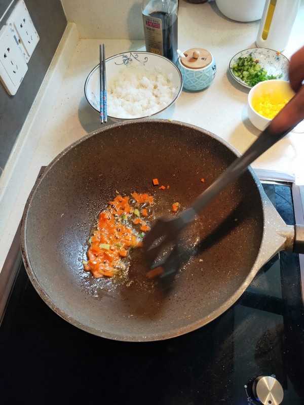 土鸡蛋的无限可能-金珠蛋炒饭的做法步骤:5