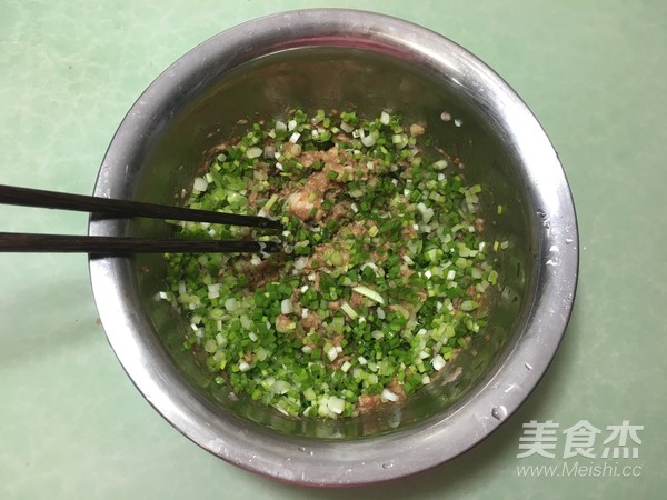 香葱猪肉馅小包子的做法步骤:8