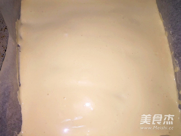 草莓卷奶酪慕斯蛋糕的做法步骤:7